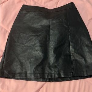 SHEIN Black Faux Leather Mini Skirt